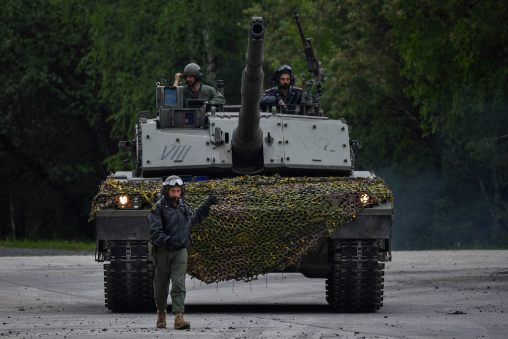 c1 ariete tank mbt italia carroarmato