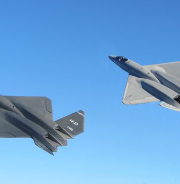 Tecnologia Stealth YF-23 vs F-22