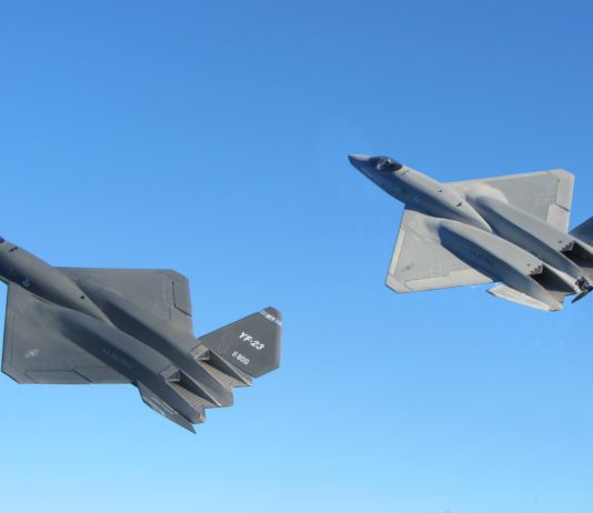 Tecnologia Stealth YF-23 vs F-22