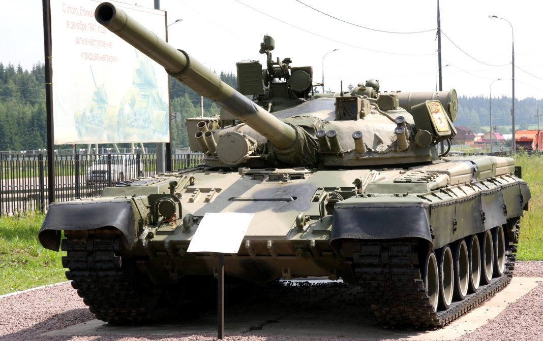 t-80b tank carroarmato mbt