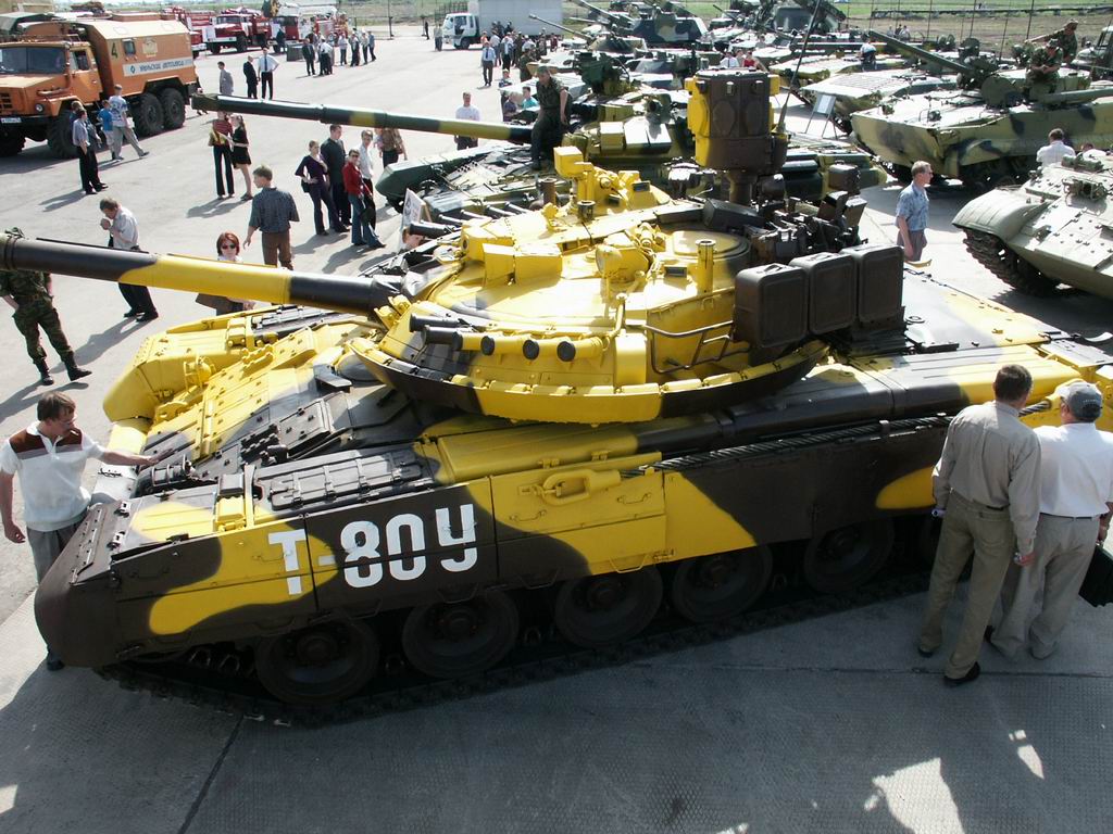 Carroarmato T-80UM1 MBT