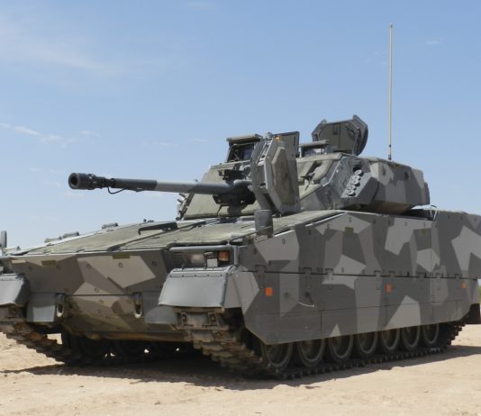 CV 90 e Varianti cv-90 strf 9035 saab bofors bae systems esercito veicolo mezzo corazzato
