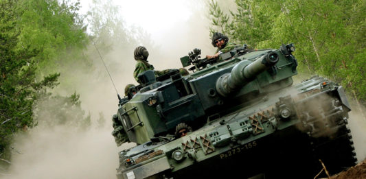 Leopard 2 MBT e Varianti leopard2 a4 leo tank mbt carroarmato esercito tedesco veicolo mezzo corazzato leopard3