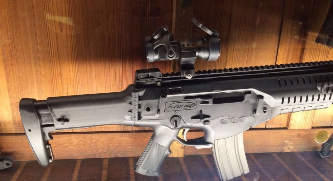 collezioni armi pietro beretta villa beretta arx 160a1