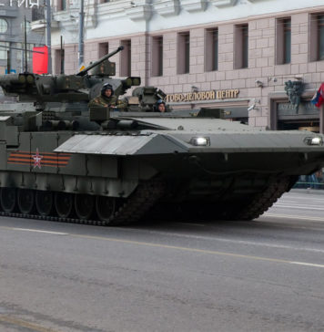 T-15 Armata HIFV T-15 Armata BMP esercito russo mezzo veicolo corazzato blindato