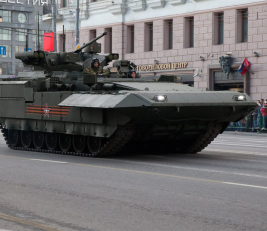 T-15 Armata HIFV T-15 Armata BMP esercito russo mezzo veicolo corazzato blindato