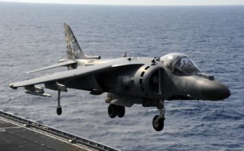 AV-8B Harrier II Plus portaerei cavour marina militare aviazione av8b harrier plus