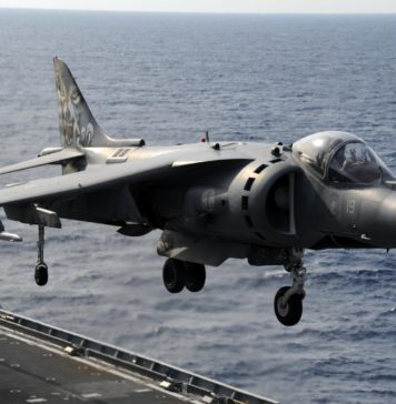 AV-8B Harrier II Plus portaerei cavour marina militare aviazione av8b harrier plus