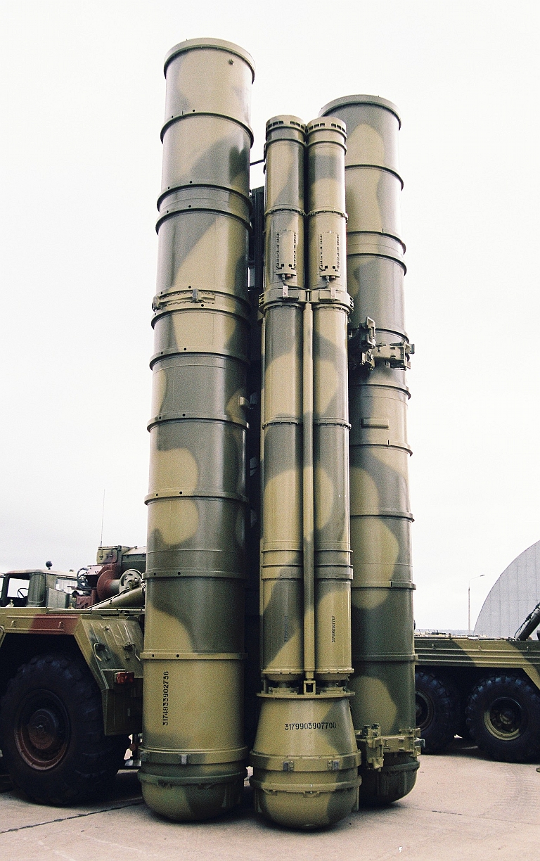s-400 c-400 9M96E2 missile tel launcher 5P85SE 