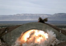 Meccanica di penetrazione della bomba anti-bunker bunker buster bomb gbu-39