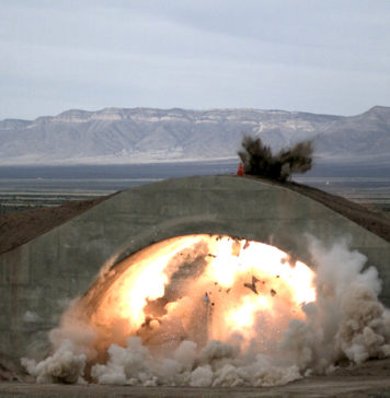 Meccanica di penetrazione della bomba anti-bunker bunker buster bomb gbu-39